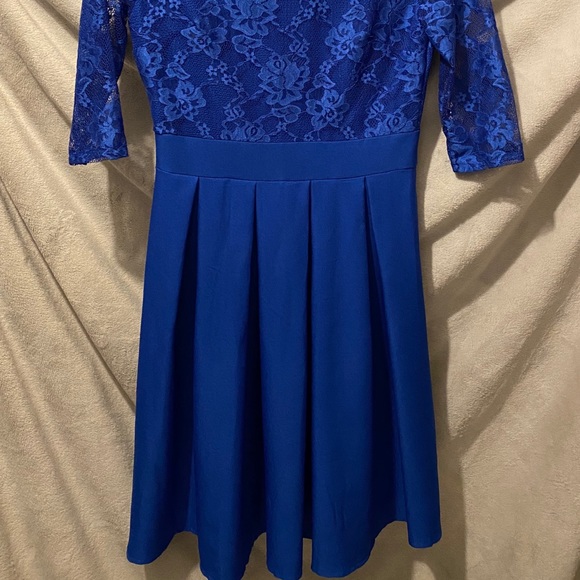 Lace-Top A-line Lace-top semi-formal Dress - Picture 4 of 5